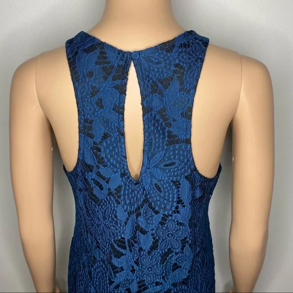 Express Blue & Black Lace High Neck Sleeveless Keyhole Knee Length Mini Dress - Picture 6 of 10